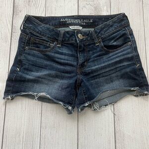 American Eagle Frayed Hem Super Stretch Shortie Shorts Size 4